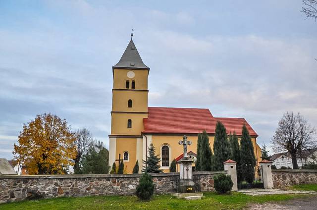 St. Hedwig's Church in Kłosów