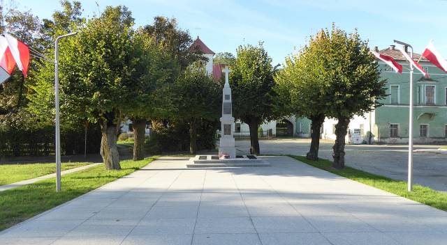 Pomnik "Poległym za Ojczyznę" w Łagiewnikach